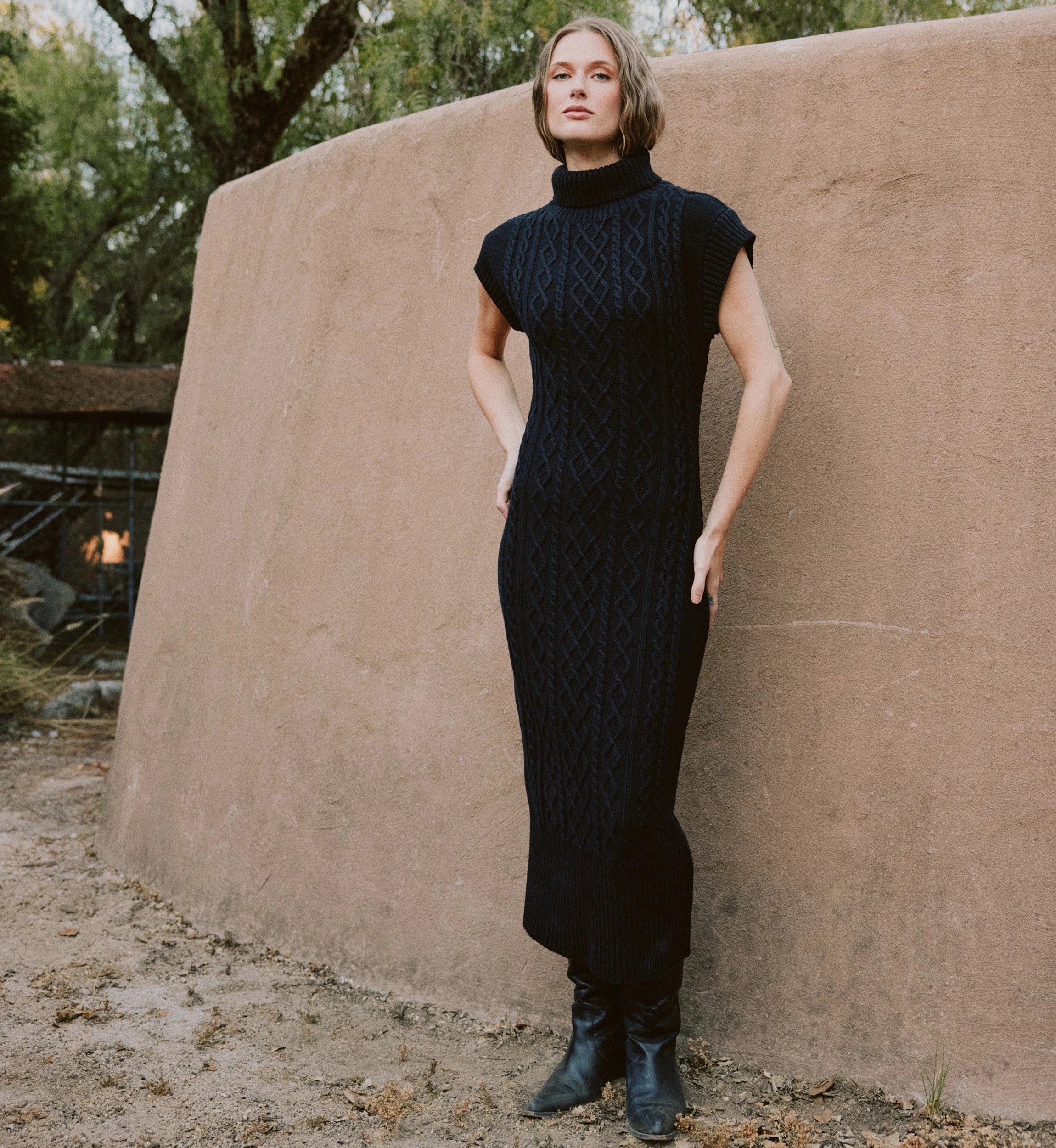 Shana Midi Dress | Black S Shana Midi Dress | Black S