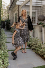 Cleo Woman: Molly Sims