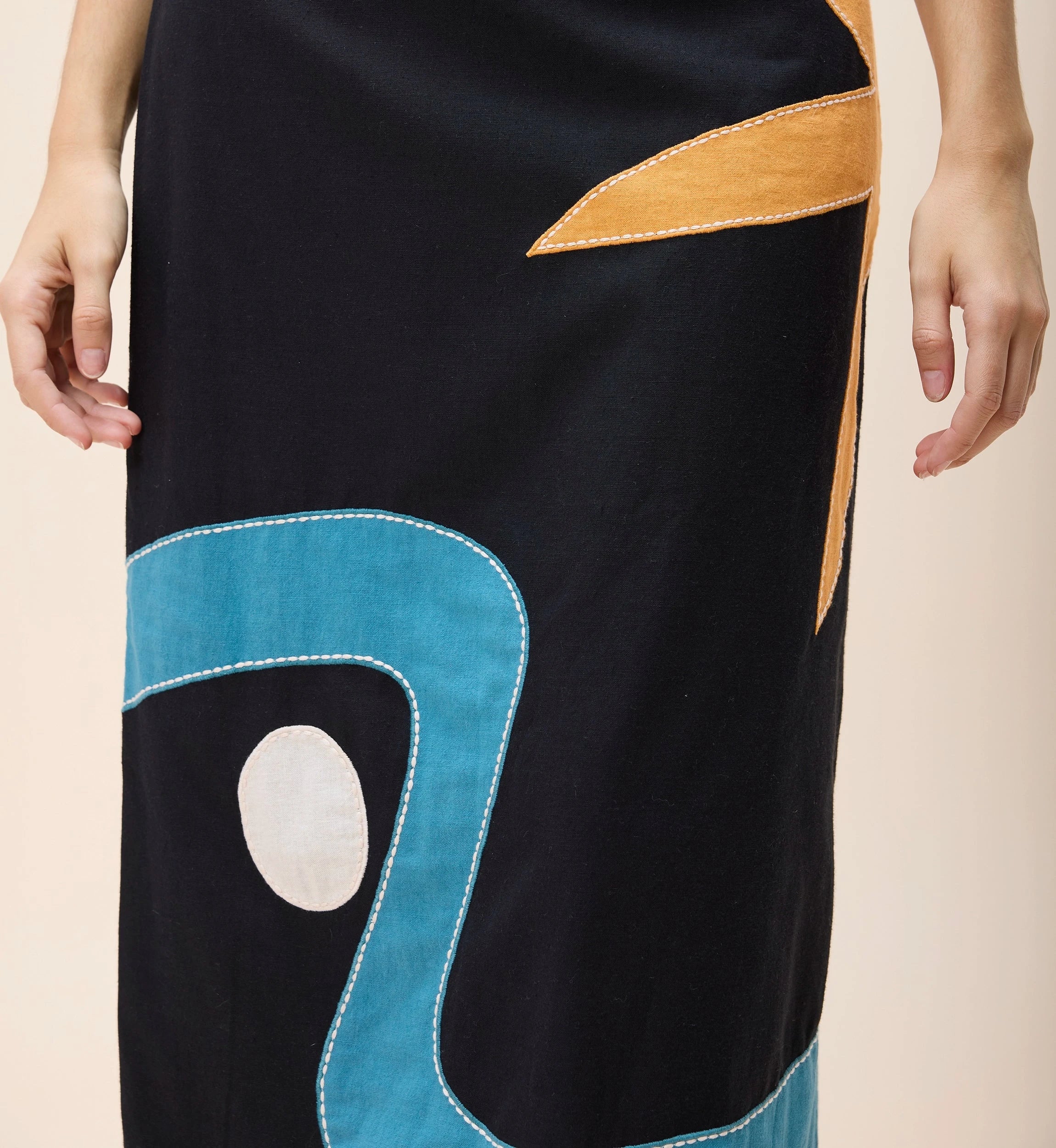 Brie Midi Dress | Black L Brie Midi Dress | Black L