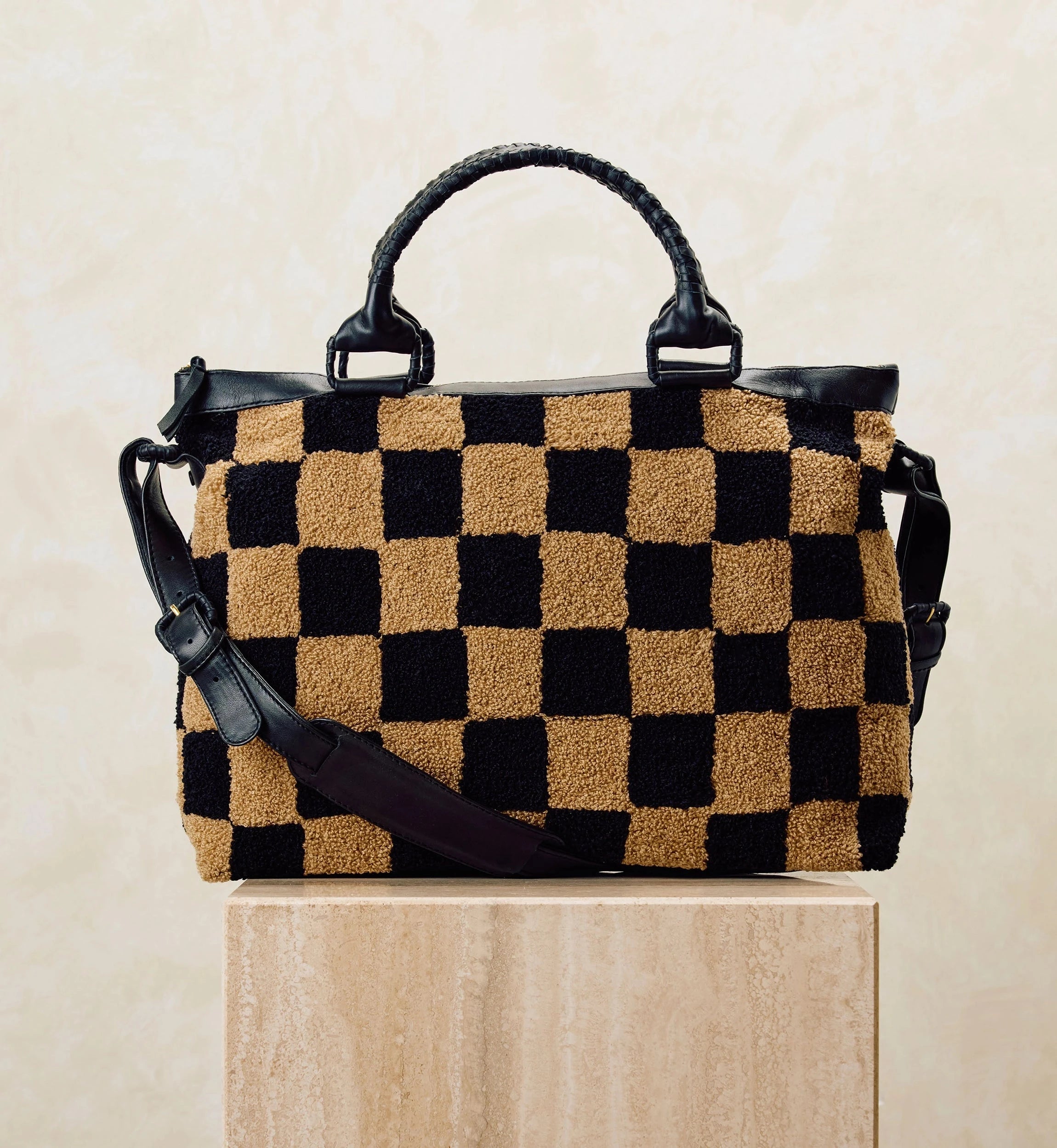 Shop Santa Monica Weekender