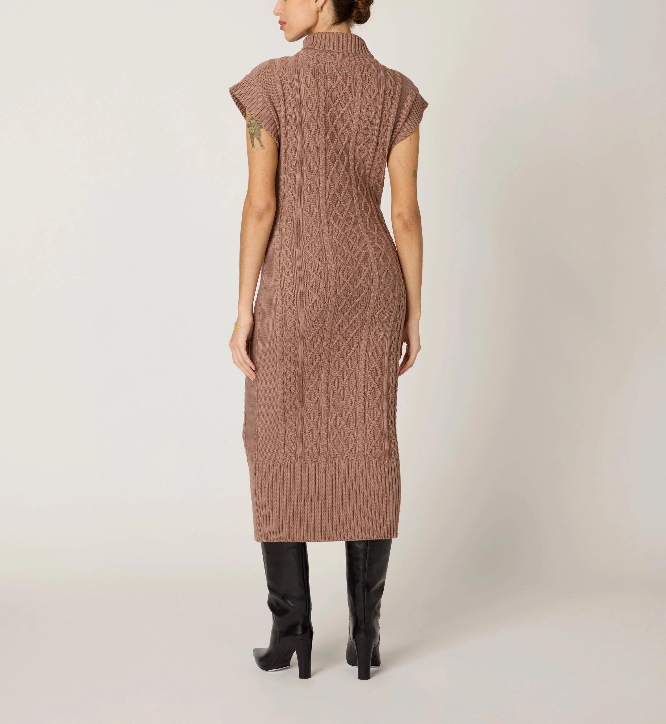 Shana Midi Dress | Woodrose XL Shana Midi Dress | Woodrose XL